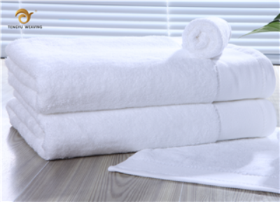 WHITE FLAT SATIN TOWEL